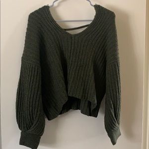 Women’s Green sweater Size M